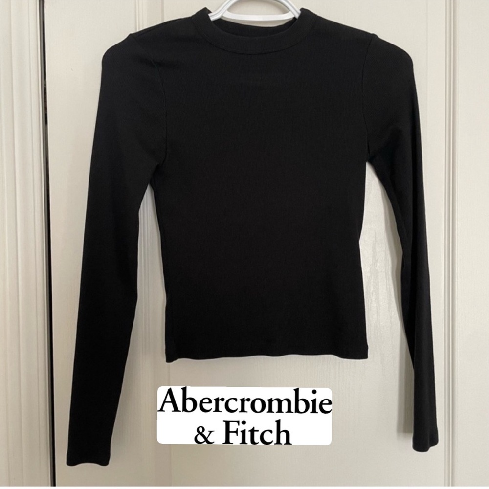 Abercrombie & Fitch ribbed long sleeve tee (Soft A&F essentials)